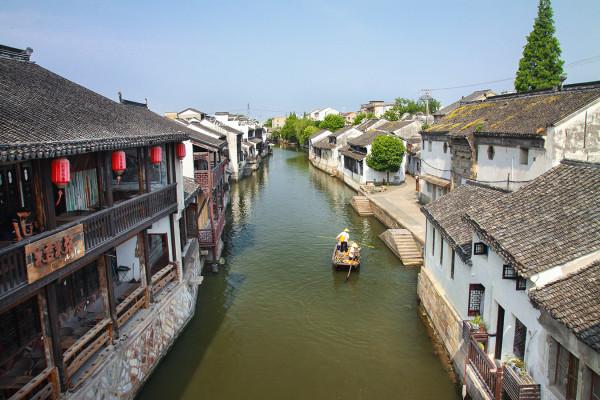 精灵的冒险之旅